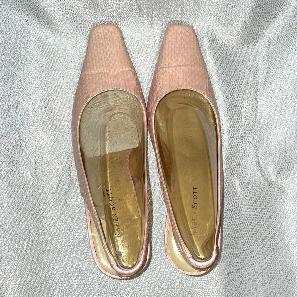 Women’s Light Pink Snakeskin Heels - Picture 4 of 6